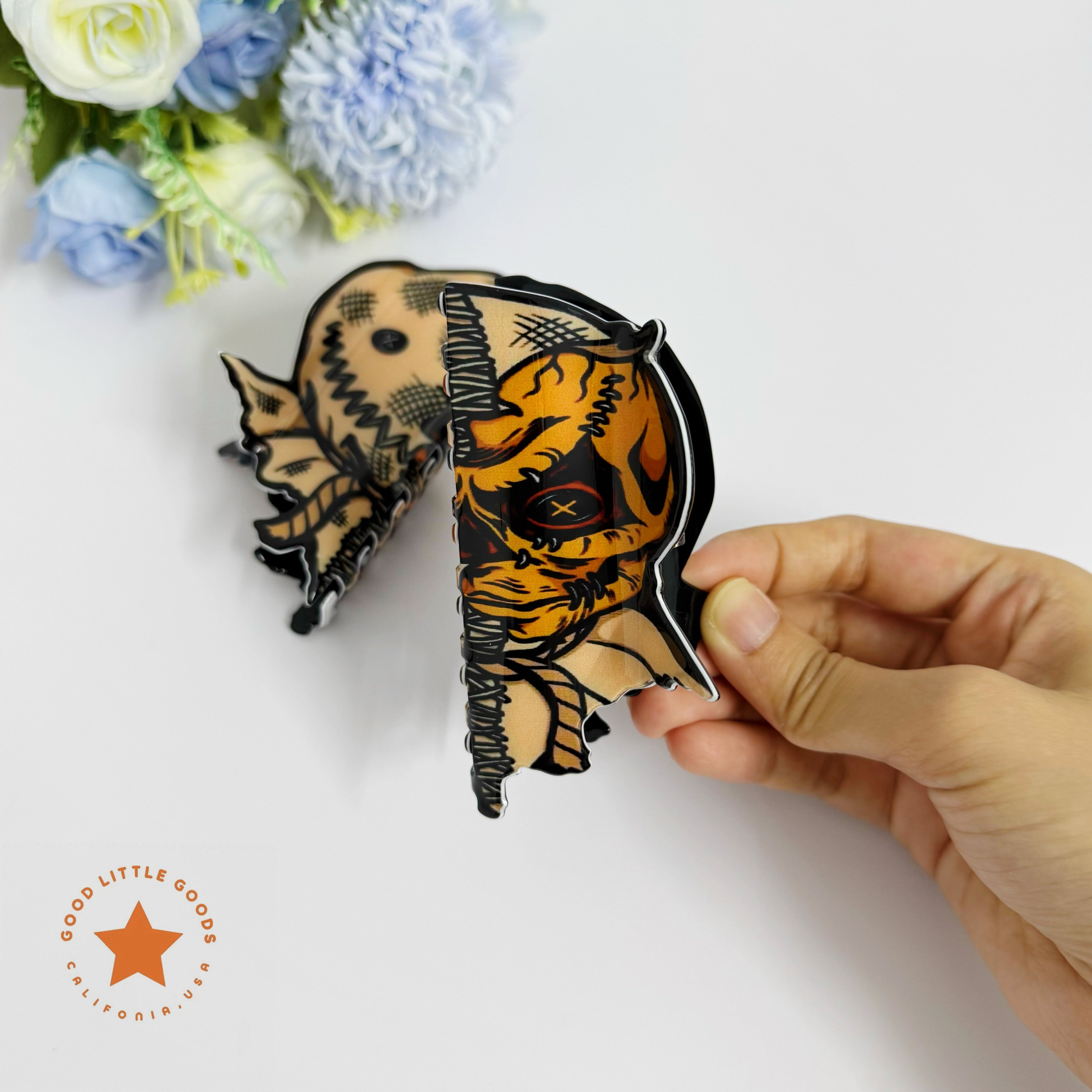 Chucky/Tiffany Fun Horror Character Double-Sided Plastic Claw Hair Clips