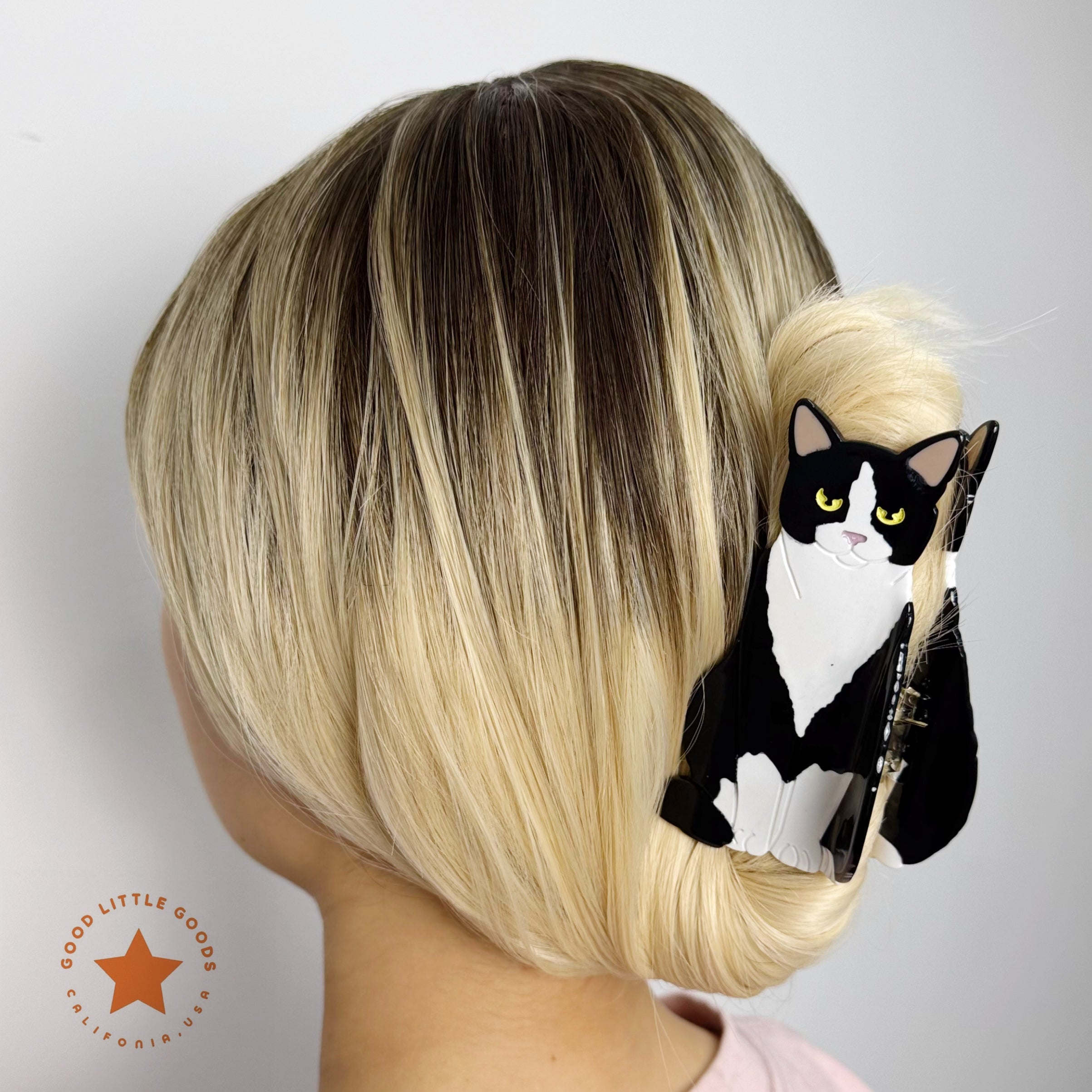 Tuxedo Cat Hair Clip