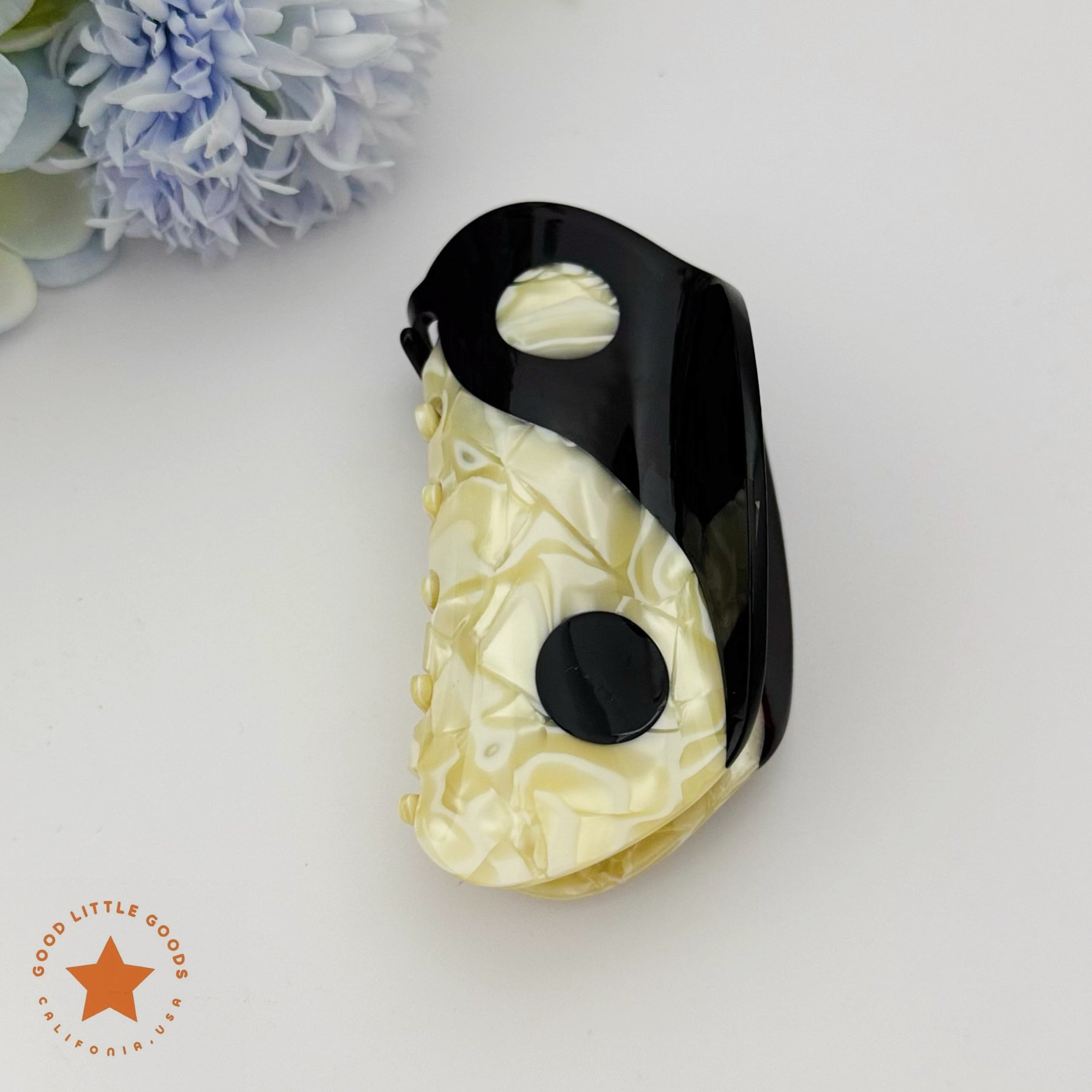 Yin Yang Tai Chi Hair Clip | Oriental Zen Dual-Tone Hair Accessory for Minimalist & Spiritual Styling