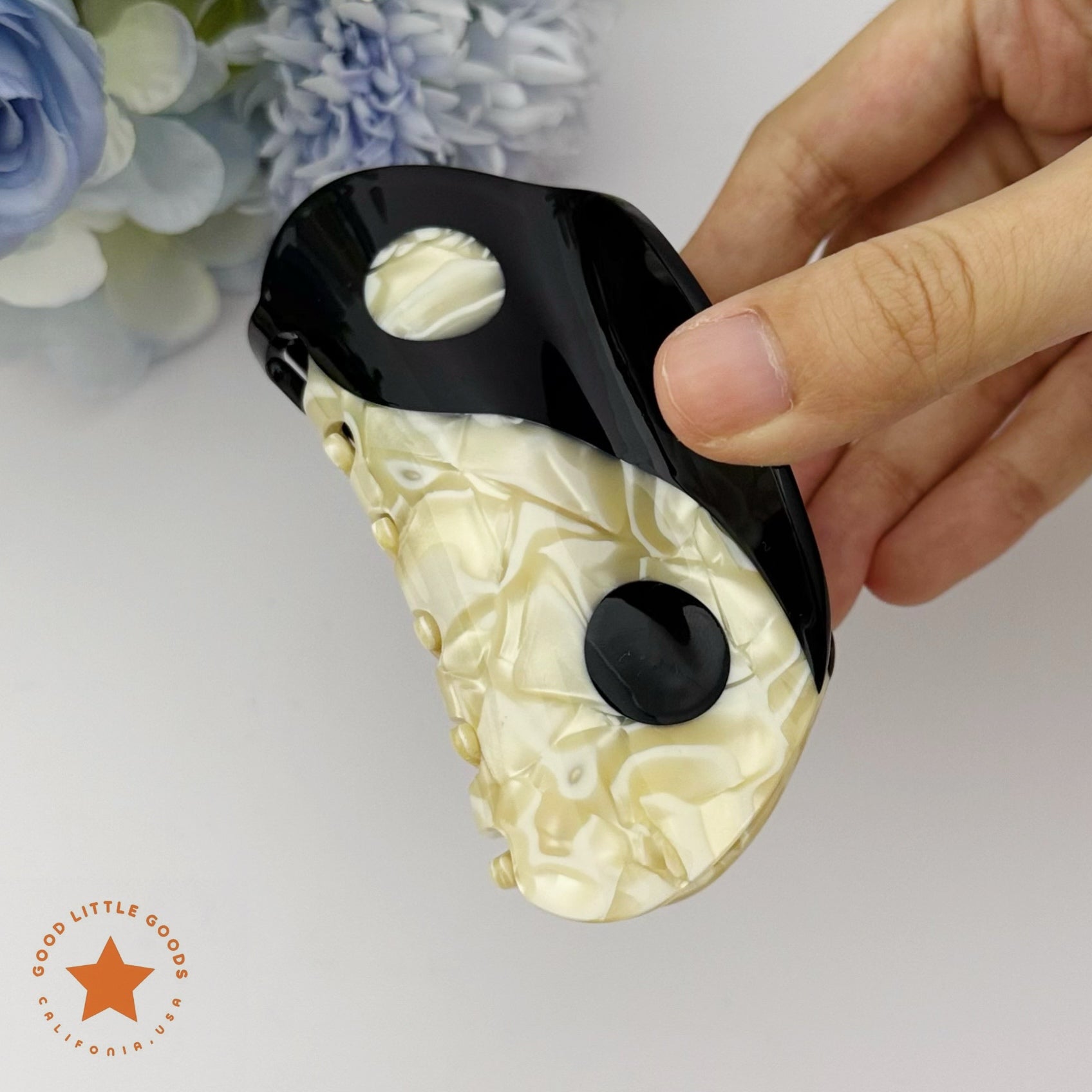 Yin Yang Tai Chi Hair Clip | Oriental Zen Dual-Tone Hair Accessory for Minimalist & Spiritual Styling