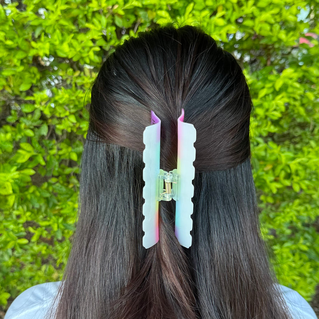 Weekly Rainbow Pill Organizer Hair Clip