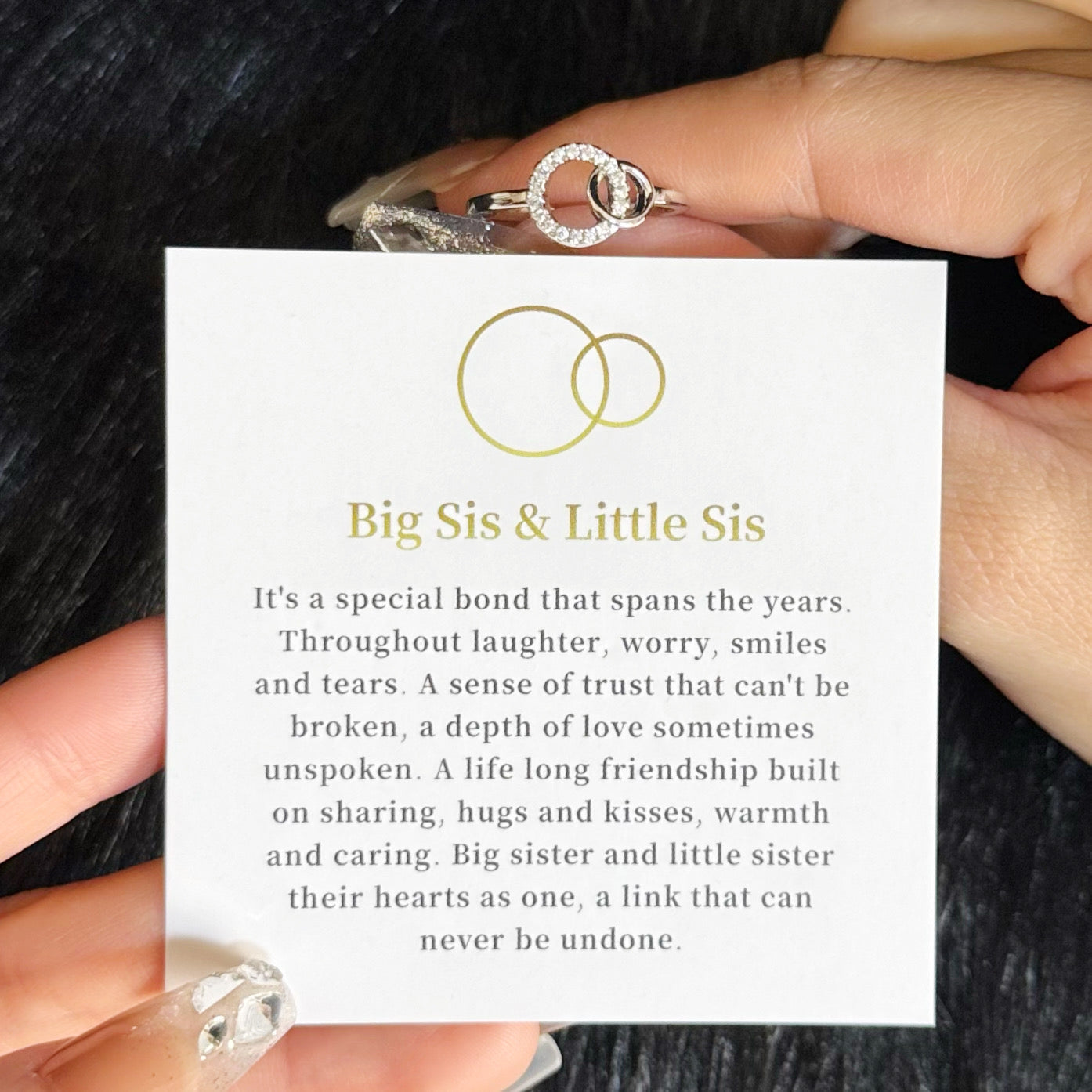 Big Sis & Little Sis Interlocking Heart Ring, Adjustable Matching Sister Ring with Sentimental Message Card, Sparkling Cubic Zirconia Sister Jewelry Gift for Big Sister Little Sister Birthday Christmas Graduation