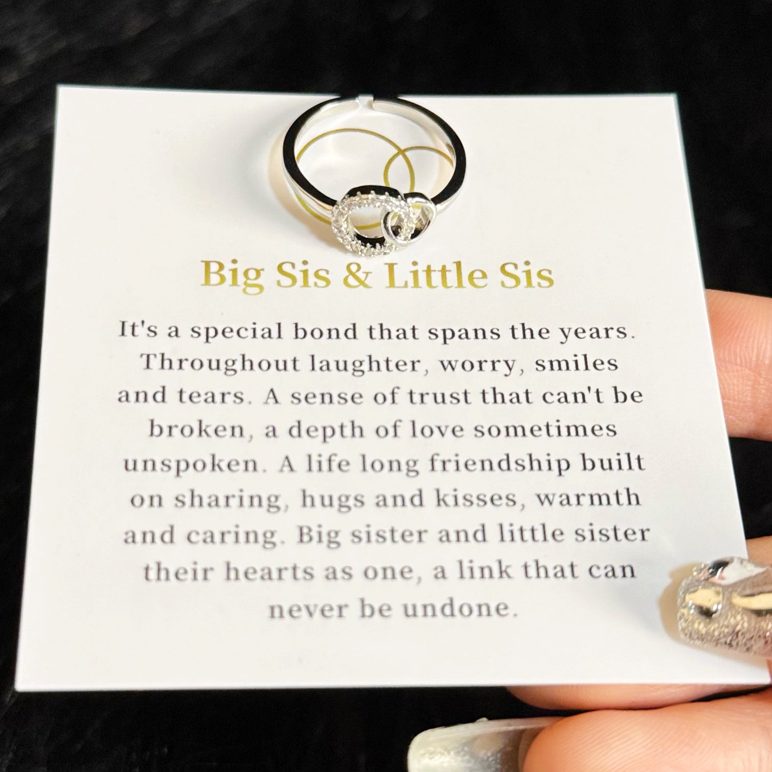Big Sis & Little Sis Interlocking Heart Ring, Adjustable Matching Sister Ring with Sentimental Message Card, Sparkling Cubic Zirconia Sister Jewelry Gift for Big Sister Little Sister Birthday Christmas Graduation