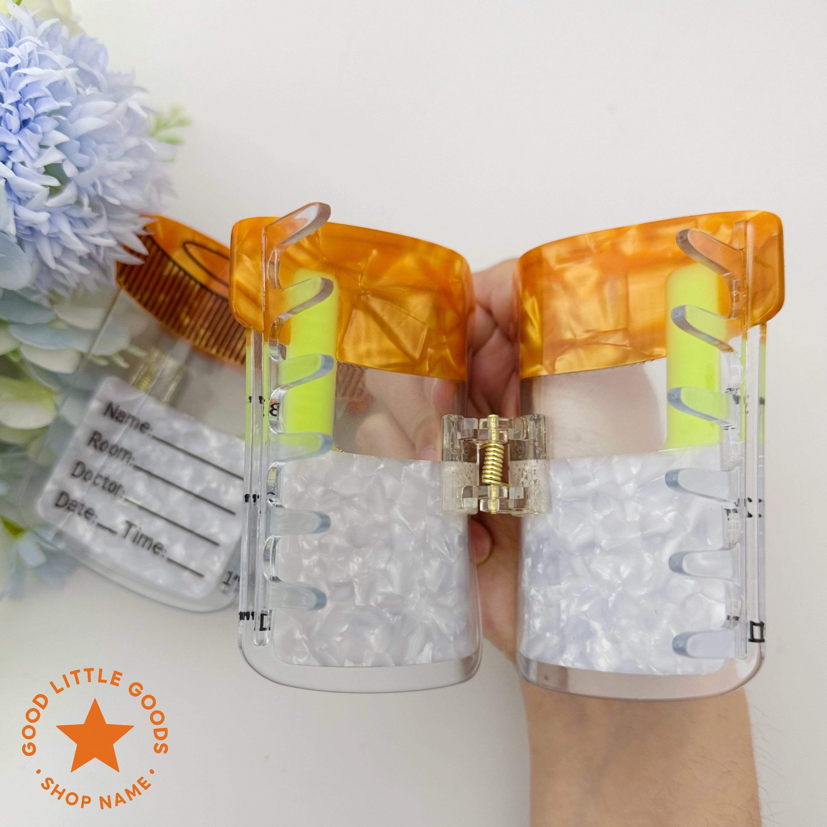 Novelty Specimen Cup Hair Clip, Funny Medical-Themed Barrette with Sterile Label & Measurement Markings, Transparent Acrylic Hair Accessory for Nurses Doctors Medical Students, Halloween Costume Party Gift