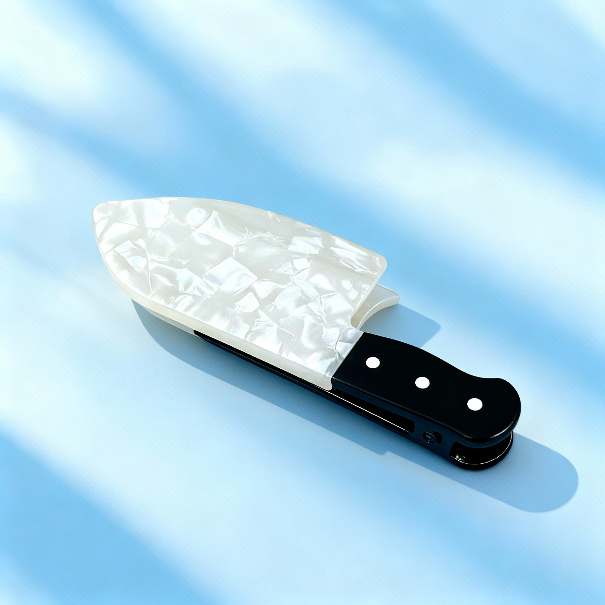 Cute Cleaver Hair Clip with Pearlescent Shell Texture | Edgy-Cute Gothic Hair Accessory