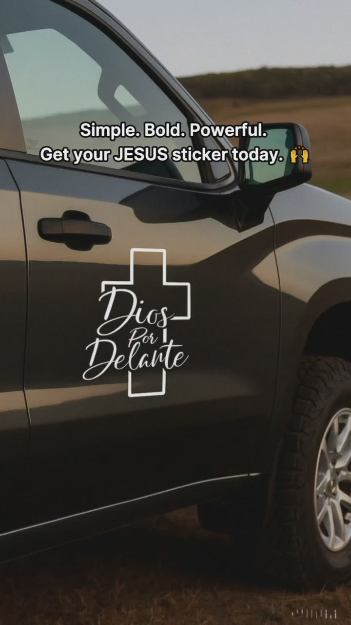 'Dios Por Delante' Cross Sticker